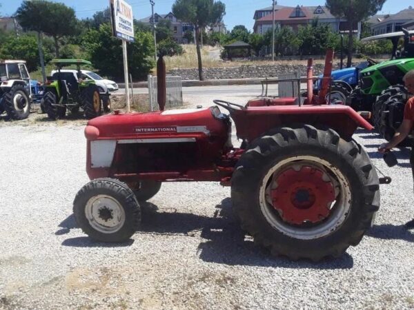 Mini-tracteur International 444 – Image 8