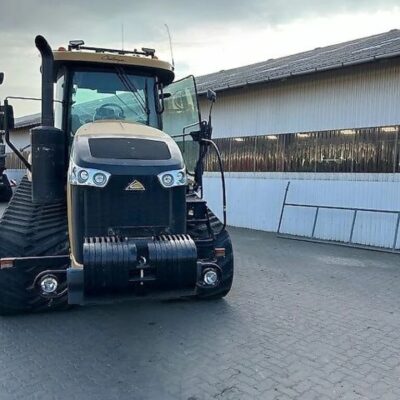 Tracteur à chenilles Challenger MT775E