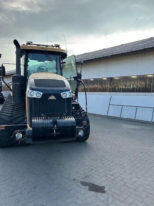 Tracteur à chenilles Challenger MT775E
